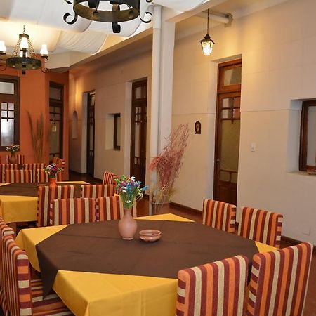 Hotel La Giralda Salta Esterno foto