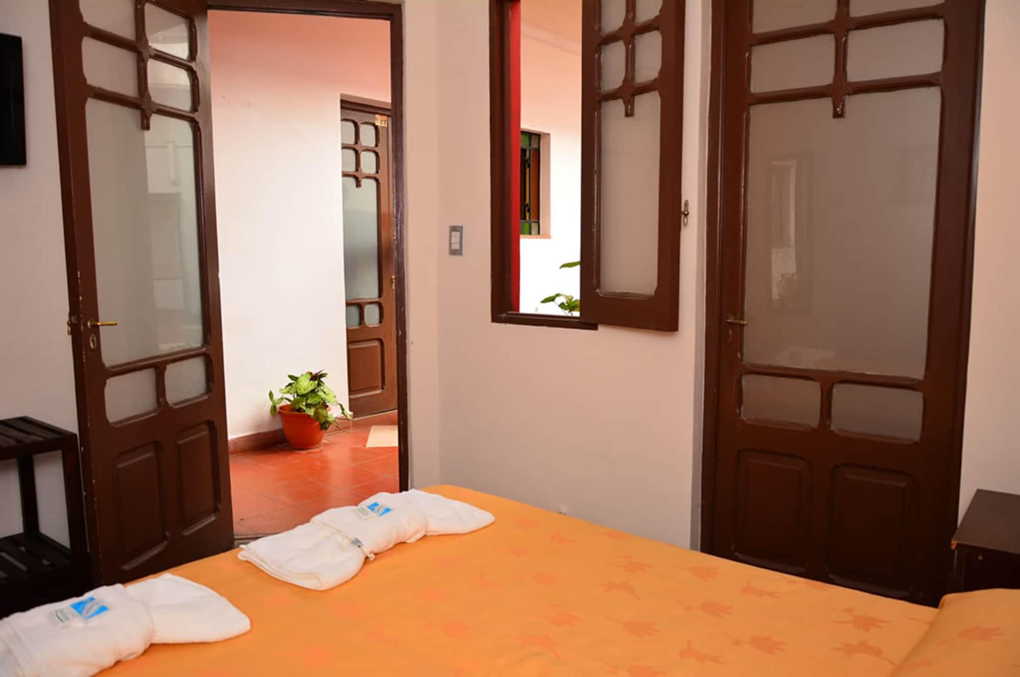 Hotel La Giralda Salta Esterno foto
