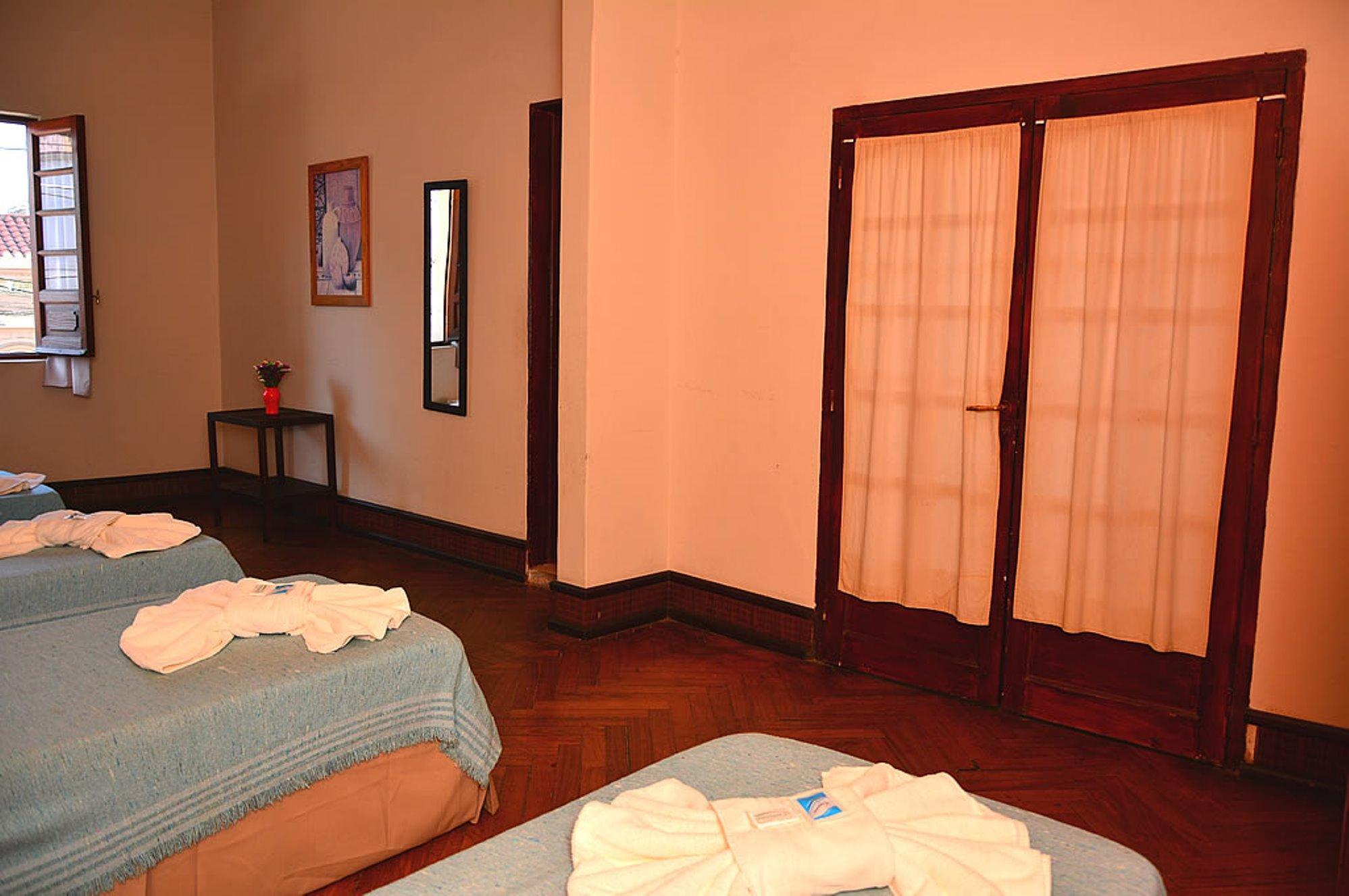 Hotel La Giralda Salta Esterno foto